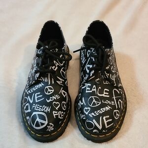 Dr. Martens 1461 Script Shoes